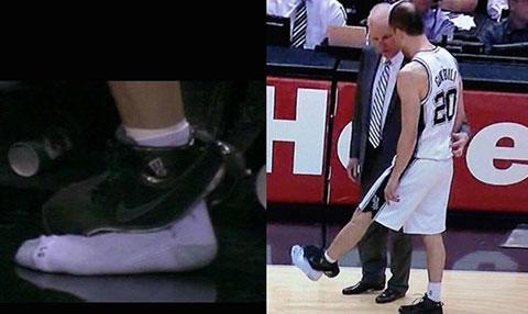 NBA穿壞球鞋的瞬間：尼克揚直接穿「分屍」，鬼切的鞋會讓你笑噴！