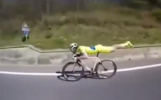 玩的就是空氣動力學，學會了嗎？