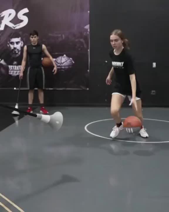 練這個，運球攻擊變厄文