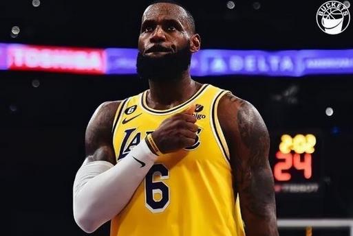 NBA / 昔日狀元怒罵詹姆斯操控輿論+數據刷子！38歲西決被黑到體無完膚，3點證詹皇真盡力了