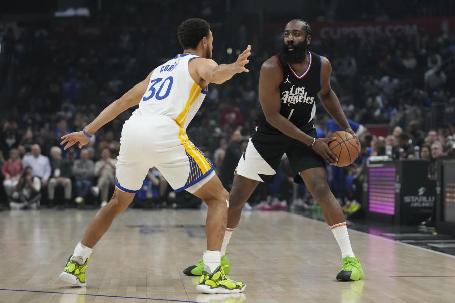 Clippers edge Warriors 113-112 on George's 3-pointer with 9 seconds remaining for 1st lead of game | AP News