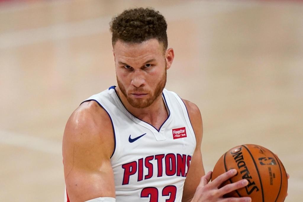 Pistons_Griffin_Basketball_70163-1