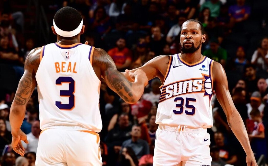 NBA / 杜蘭特否認想被交易!怒懟媒體只會說自己壞話:沒人願意用偉大來稱呼我!-黑特籃球-NBA新聞影音圖片分享社區