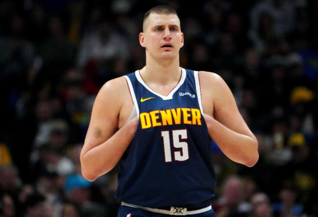 NBA / 就在今天,喬丹塵封21年的歷史紀錄,被28歲的約基奇打破了!-黑特籃球-NBA新聞影音圖片分享社區