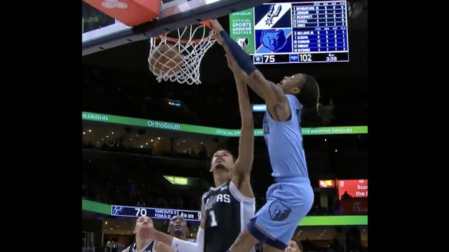 Ja Morant posterizes Victor Wembanyama with nasty move