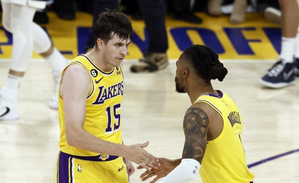 NBA / 里夫斯率隊大勝,賽後一句話暗藏雄心,他的志向不是湖人三當家!-黑特籃球-NBA新聞影音圖片分享社區