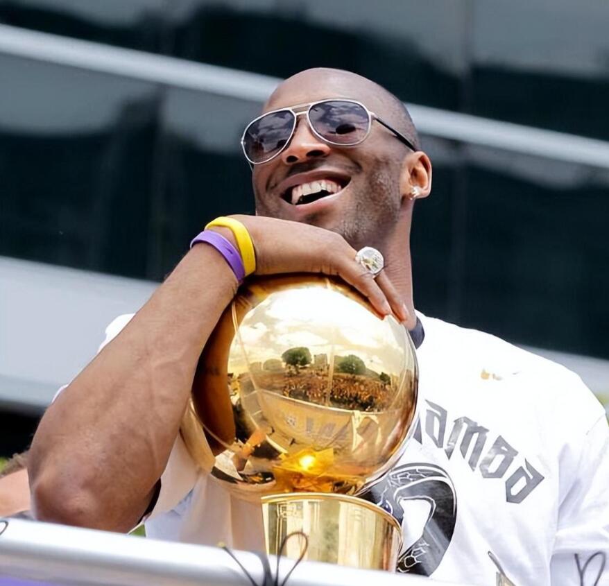 NBA / 同樣是拿25000分,威少用了16年,科比14年,老詹、喬丹和哈登呢?-黑特籃球-NBA新聞影音圖片分享社區