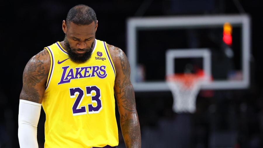 LeBron James - Los Angeles Lakers Small Forward - ESPN (AU)
