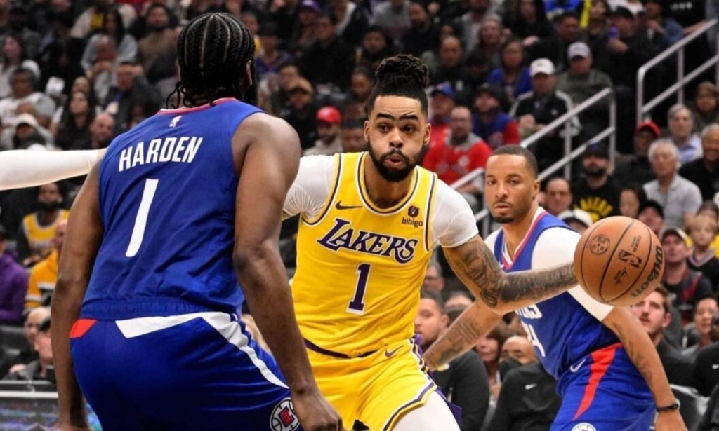 NBA / 即將成隊史三分第一?場均18+6+三分42%,這湖人三當家倒也不賴!-黑特籃球-NBA新聞影音圖片分享社區
