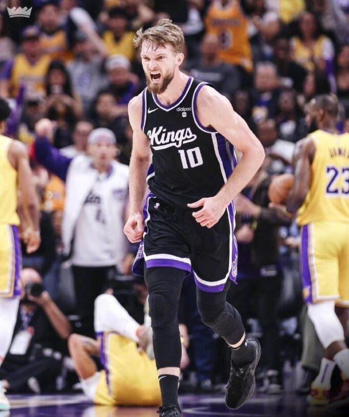 NBA / 認慫!一眉哥談對小沙波尼斯10連敗:我試圖匹配他的身體強度,但真的打不過!-黑特籃球-NBA新聞影音圖片分享社區