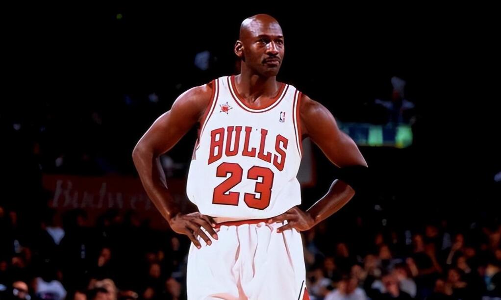 NBA這五個紀錄根本破不了,後輩們只能仰視,連接近都是大神等級的存在!-黑特籃球-NBA新聞影音圖片分享社區