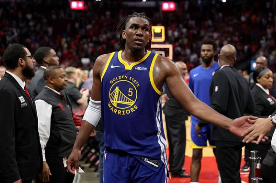 NBA / 拒絕國王合約,降薪留守勇士,如今頻繁被科爾棄用,要離開勇士了?-黑特籃球-NBA新聞影音圖片分享社區