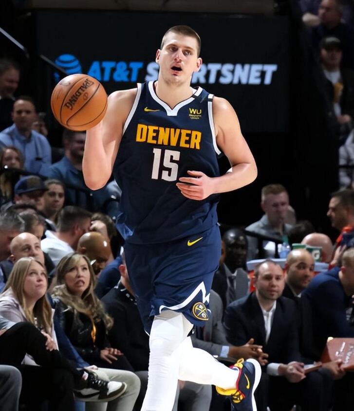重排NBA現役五大球星,詹柯杜落選,077墊底,榜首沒懸念!-黑特籃球-NBA新聞影音圖片分享社區
