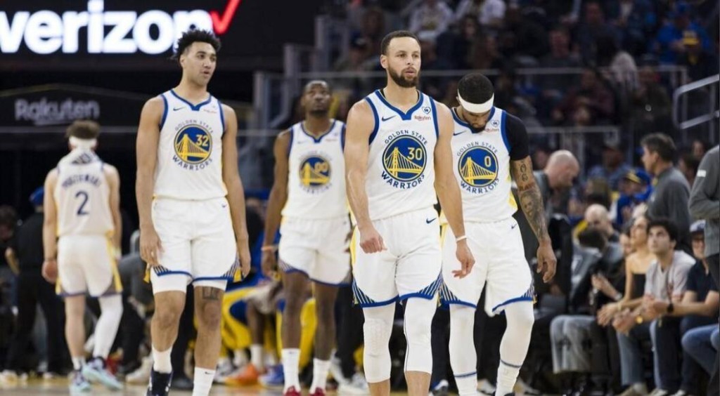 NBA / 勇士造星計畫開啟,科爾重點培養兩人,柯瑞退役後勇士就靠他們了!-黑特籃球-NBA新聞影音圖片分享社區