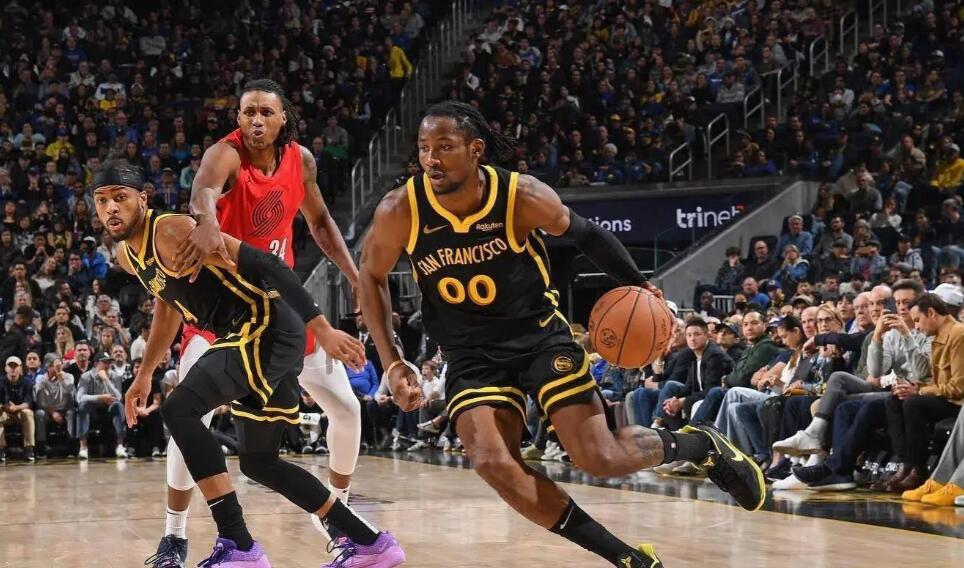 NBA / 勇士造星計畫開啟,科爾重點培養兩人,柯瑞退役後勇士就靠他們了!-黑特籃球-NBA新聞影音圖片分享社區