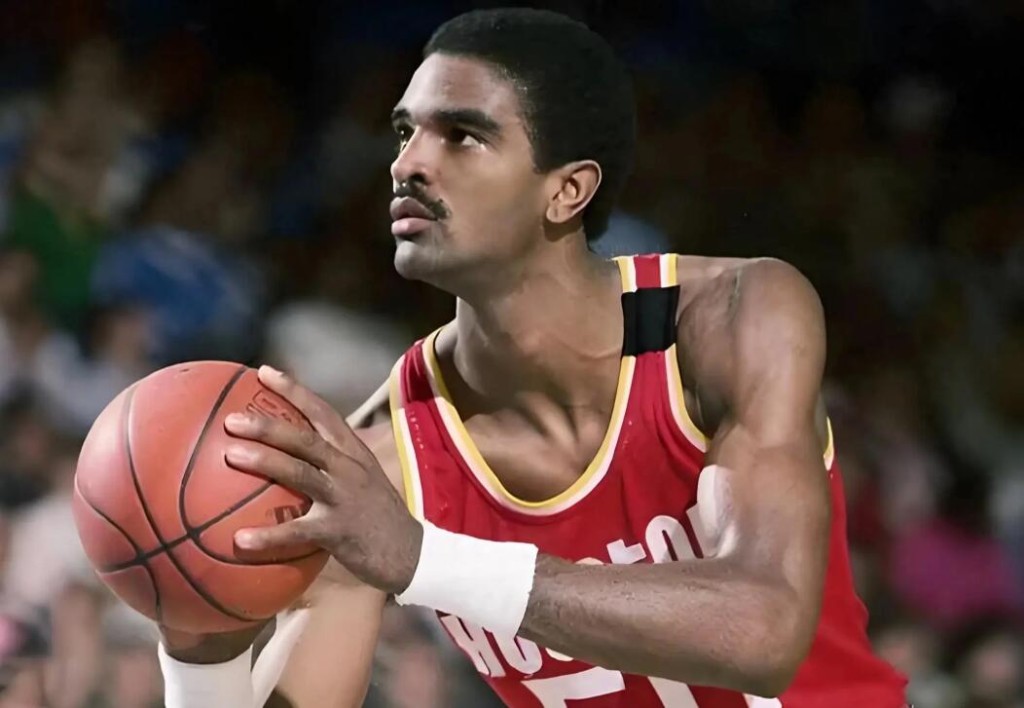 NBA歷史上除了溫班亞瑪以外,全票獲得最佳新秀,一共還有幾人?-黑特籃球-NBA新聞影音圖片分享社區