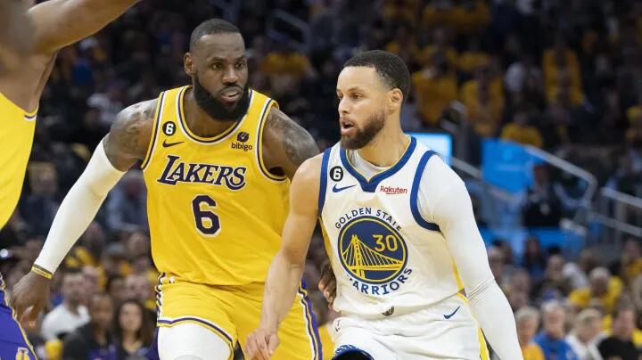 NBA / 柯瑞為何這麼難防?詹姆斯的總結一針見血,防守他要違背籃球規則!-黑特籃球-NBA新聞影音圖片分享社區