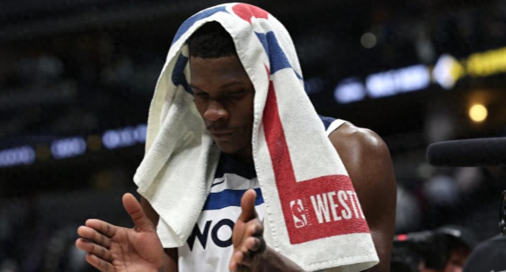 新王當立!如今的灰狼太強,76年NBA歷史紀錄都被你們打破!-黑特籃球-NBA新聞影音圖片分享社區