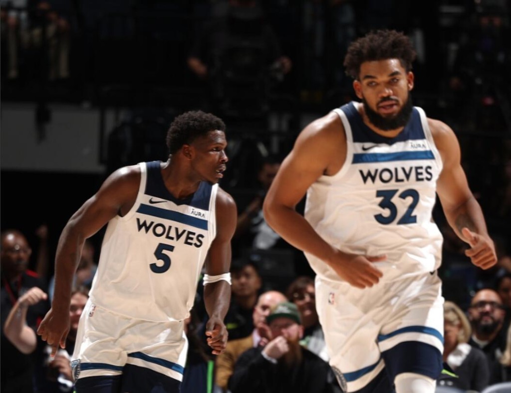新王當立!如今的灰狼太強,76年NBA歷史紀錄都被你們打破!-黑特籃球-NBA新聞影音圖片分享社區