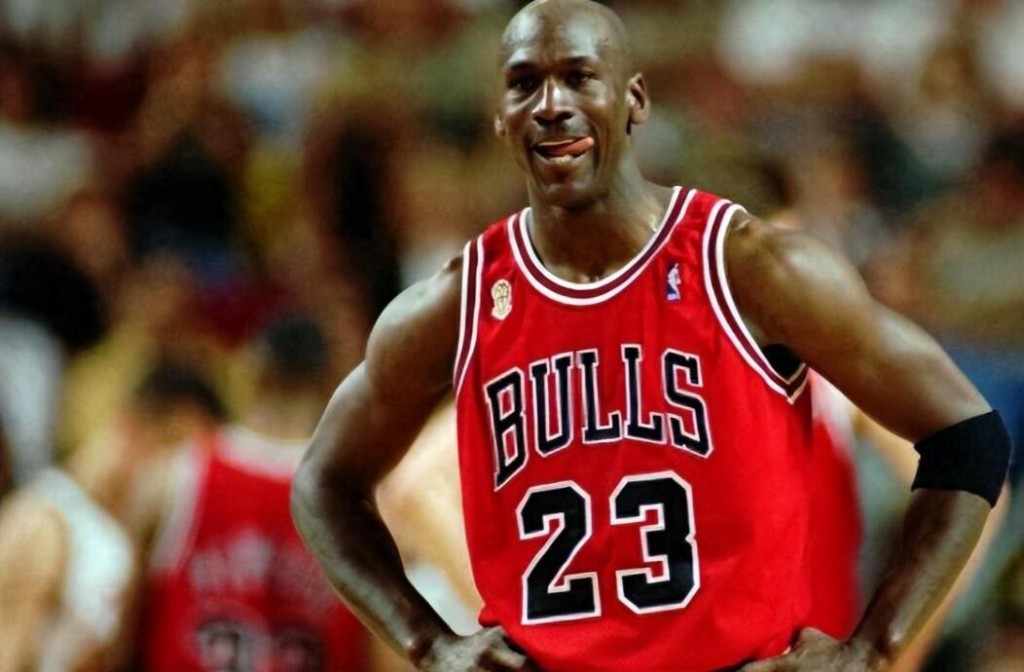 NBA幾乎不傷五大球星,詹皇最大手術是植髮,這一神人16年全勤!-黑特籃球-NBA新聞影音圖片分享社區