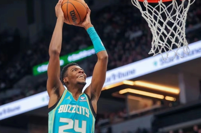 NBA / 10大無冠球隊誰有望率先奪冠?快艇太陽任重道遠,兩大青年軍有戲!-黑特籃球-NBA新聞影音圖片分享社區