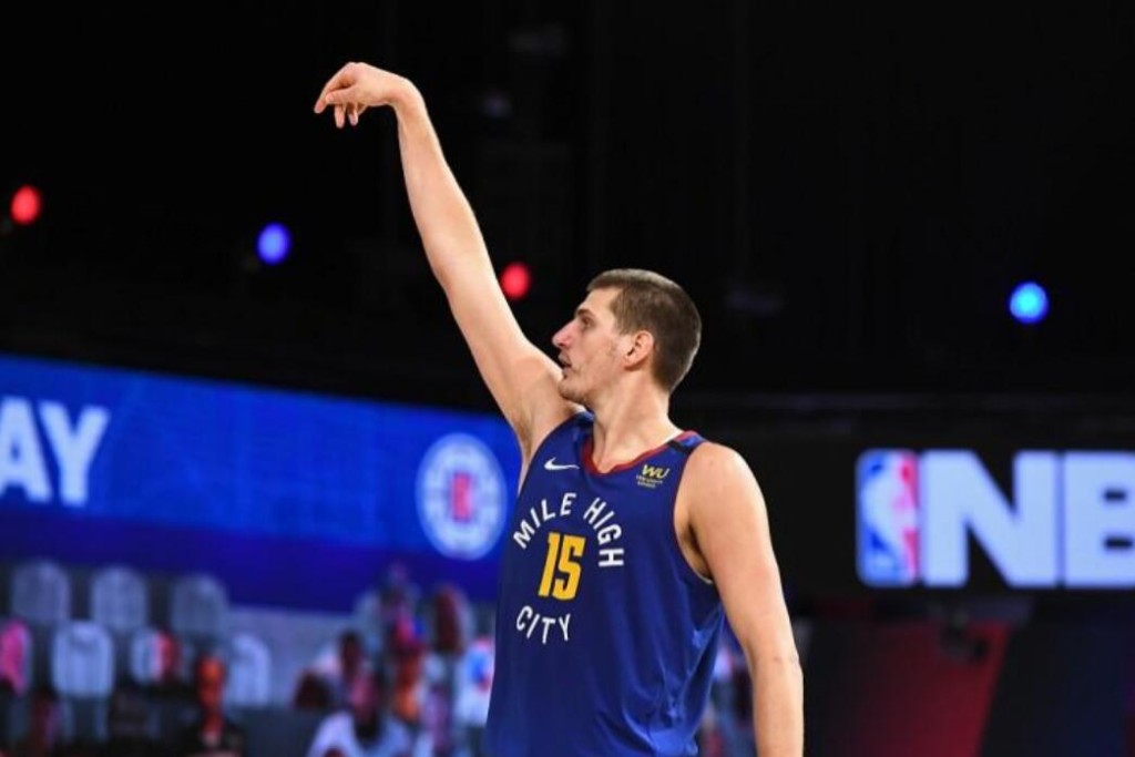 NBA / 歷史最貴五大合約,愛德華2.4億墊底,僅1人MVP,綠軍太耀眼!-黑特籃球-NBA新聞影音圖片分享社區