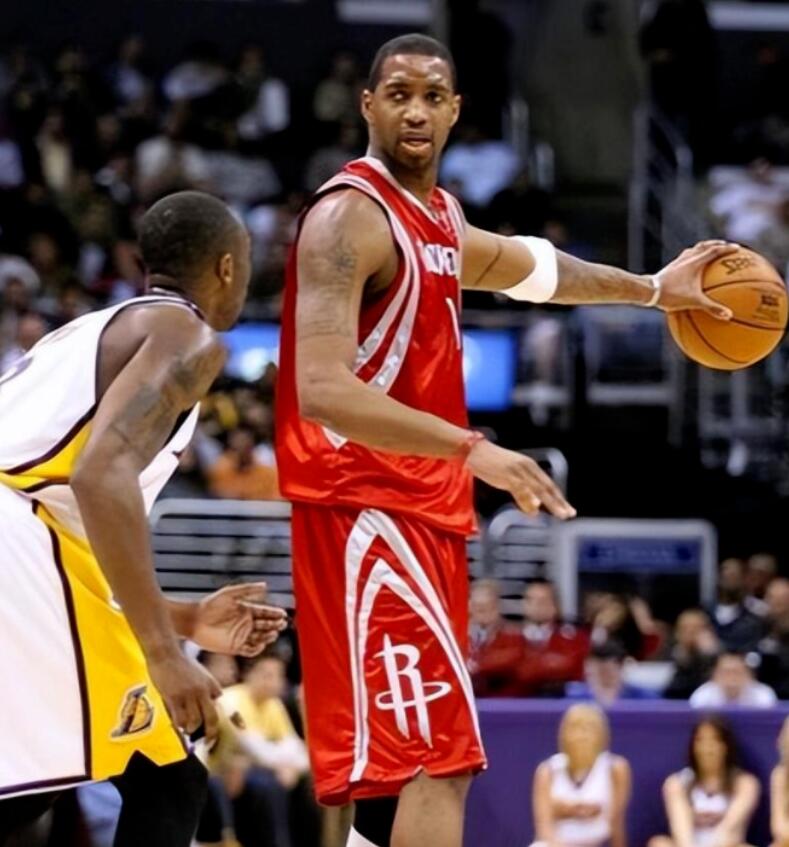 NBA / 看了麥迪天賦,你才懂何為天賦怪,小腿比少女纖細,手掌媲美喬丹!-黑特籃球-NBA新聞影音圖片分享社區