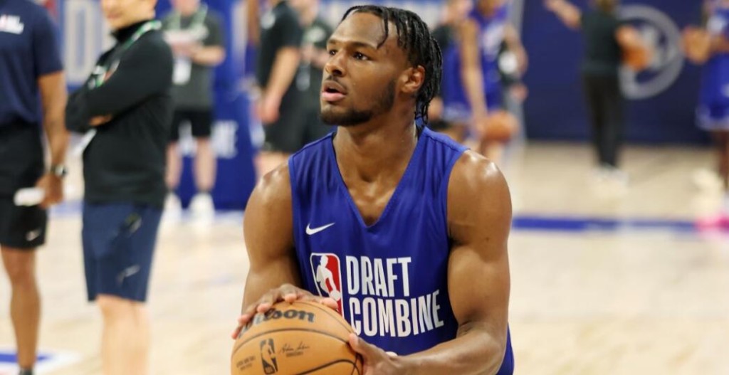 NBA / 狂砍19+3沒有掌聲, 他全場2分卻歡呼聲雷動,球迷:太諷刺了!-黑特籃球-NBA新聞影音圖片分享社區