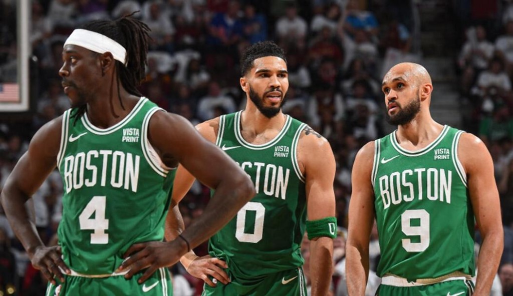 NBA / 奪冠後七人離隊,冠軍陣容徹底瓦解,想取得兩連冠真的難如登天!-黑特籃球-NBA新聞影音圖片分享社區