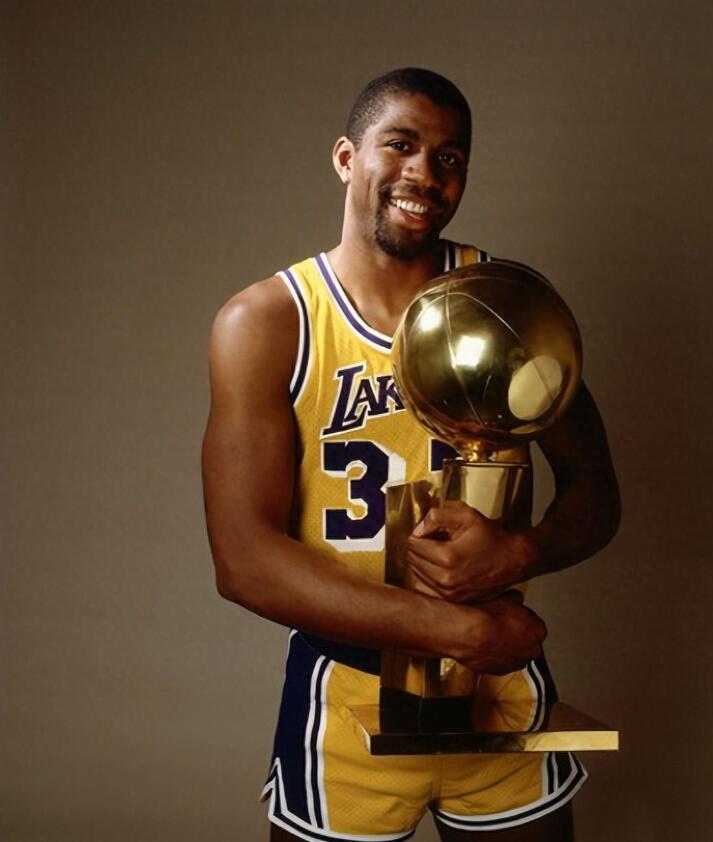 NBA / 10000助攻歷史僅7大神,對比他們的總得分,才發現老詹有多強!-黑特籃球-NBA新聞影音圖片分享社區