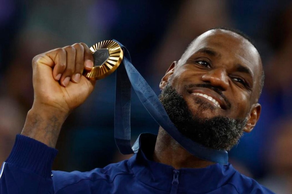 NBA / 前NBA球員爆料!詹姆斯20歲就想超越喬丹,曾飆垃圾話「要讓另一個23號消失」!-黑特籃球-NBA新聞影音圖片分享社區