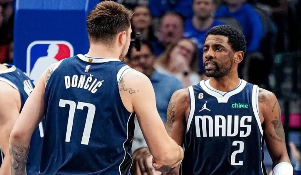 NBA / 湯普森加盟後,獨行俠進攻堪比巔峰勇士,但想爭冠還差一樣東西!-黑特籃球-NBA新聞影音圖片分享社區
