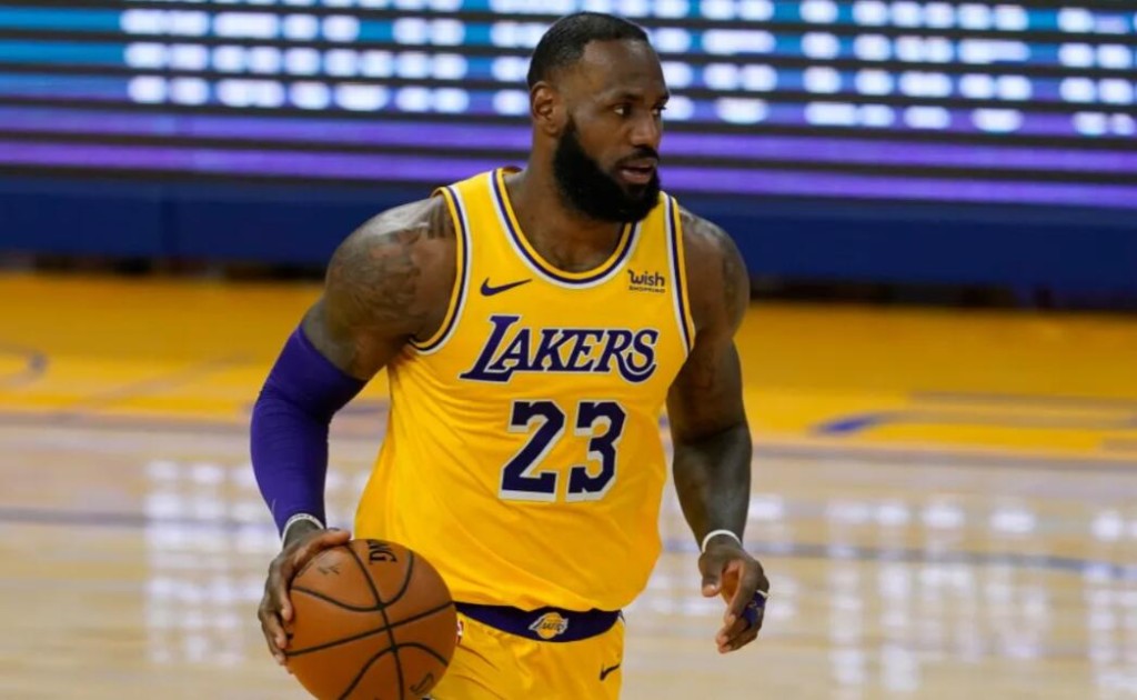 NBA / 再打24場比賽,詹姆斯又將創造一項新紀錄,登頂歷史第一!-黑特籃球-NBA新聞影音圖片分享社區