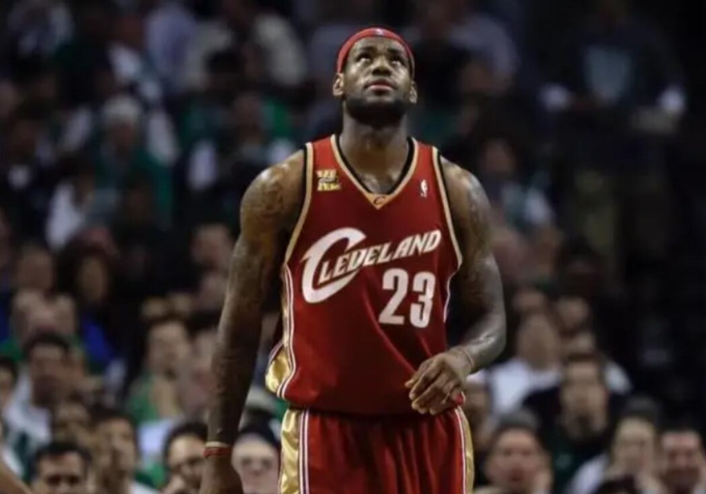 NBA / 詹姆斯2次離隊,騎士都變魚腩,那喬丹2次退役,公牛戰績如何?-黑特籃球-NBA新聞影音圖片分享社區