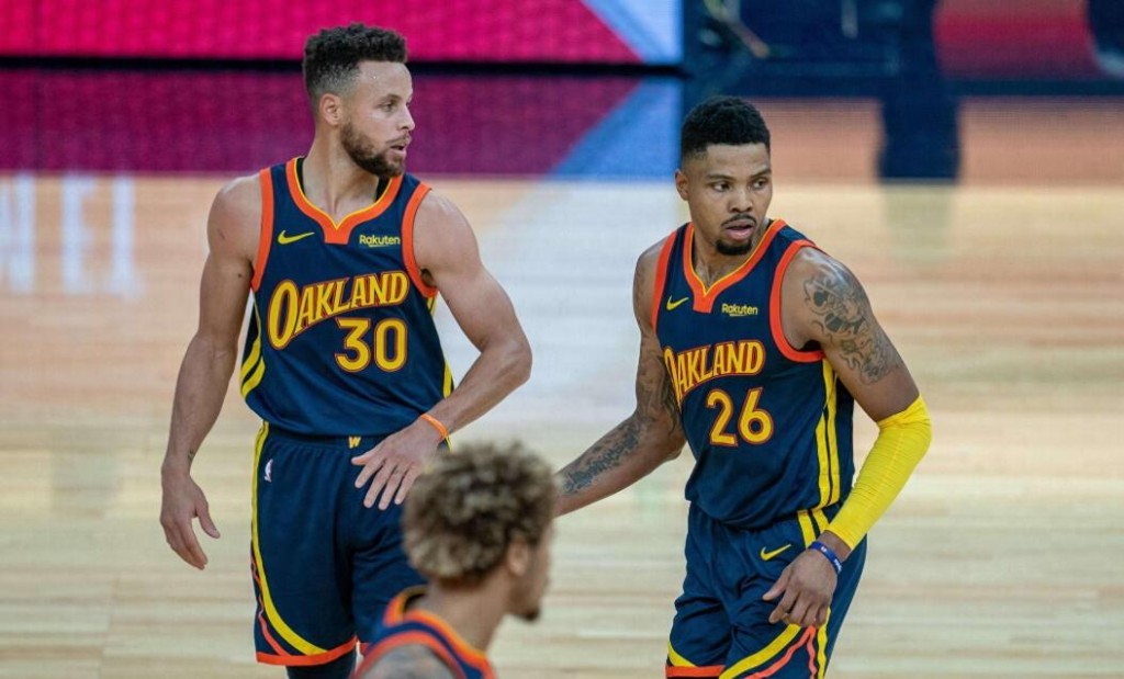 NBA / 勇士給合約他不要,奪冠後他追悔莫及,33歲便淪落到無球可打!-黑特籃球-NBA新聞影音圖片分享社區