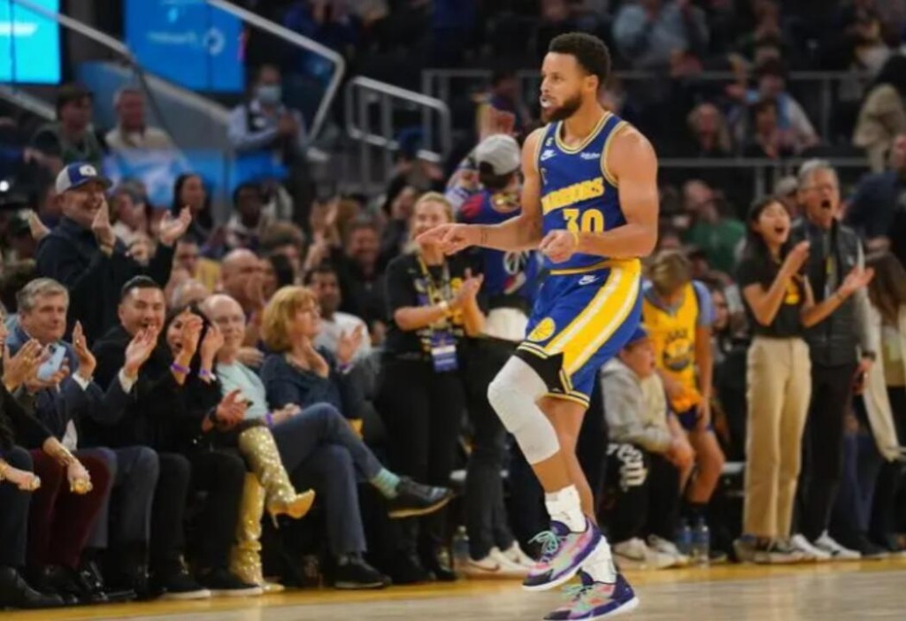 NBA / 柯瑞36歲,已經砍下23668分了,他能反超多打1年的威少嗎?-黑特籃球-NBA新聞影音圖片分享社區