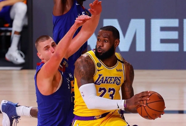 NBA / 爆冷3連敗！從總冠軍跌落神壇，NBA退步最快隊伍，當家球星也擺爛-黑特籃球-NBA新聞影音圖片分享社區
