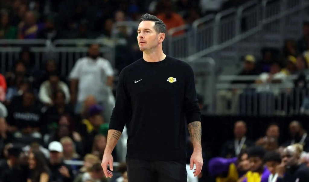 NBA / 湖人新援表忠心!暗示瑞迪克改變球隊打法,他出任中鋒給一眉哥減輕負擔!-黑特籃球-NBA新聞影音圖片分享社區