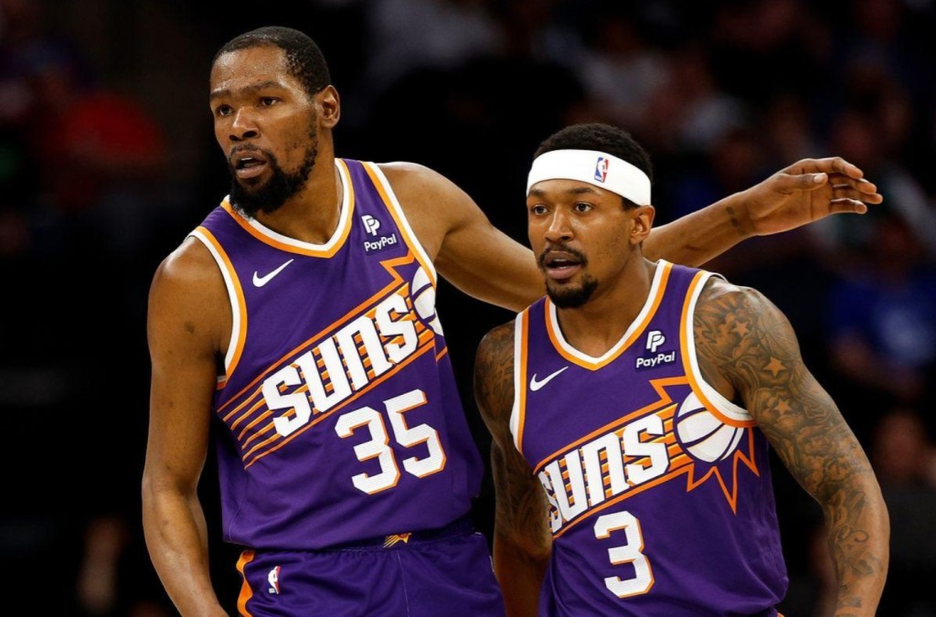 NBA交易截止日盤點:湖人馬刺騎士成為大贏家,四支球隊淪為輸家!-黑特籃球-NBA新聞影音圖片分享社區