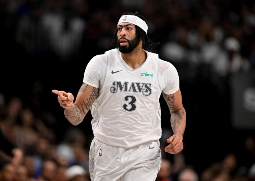 一眉哥你太強了,加盟獨行俠才1場,就打破21世紀NBA紀錄-黑特籃球-NBA新聞影音圖片分享社區