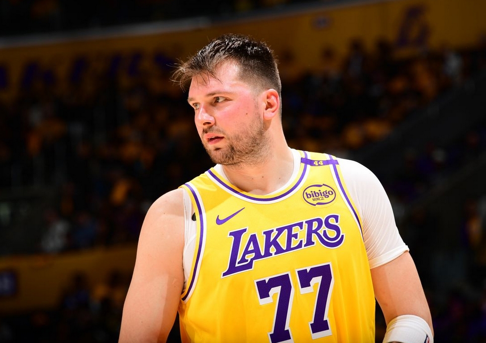 NBA重磅交易背後：諾維茨基未竟的夢與東契奇湖人新篇章！-黑特籃球-NBA新聞影音圖片分享社區