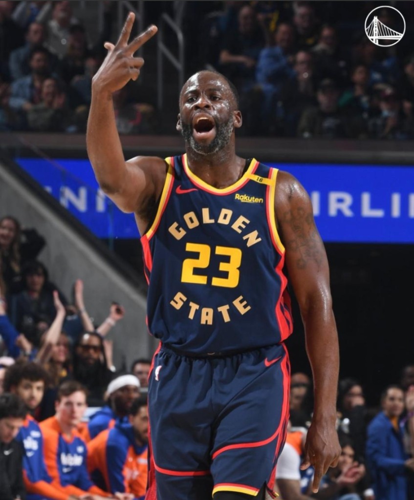 NBA / 【影片】勇士贏球功臣!追夢格林決勝4分登全美第1熱搜,鎖定勝局秀柯瑞同款「晚安」點燃全場!-黑特籃球-NBA新聞影音圖片分享社區