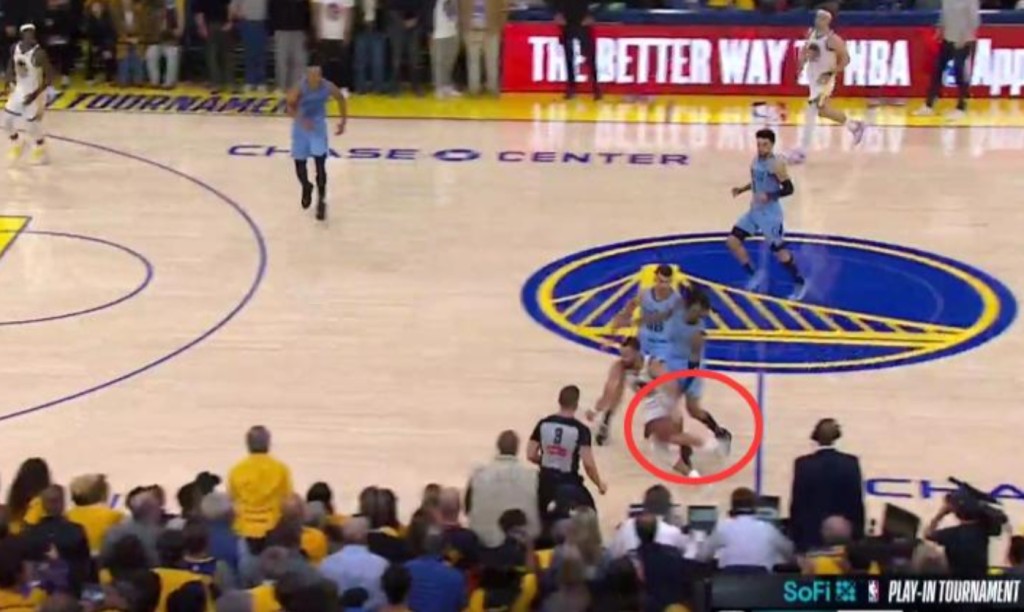 NBA / 最後2分鐘4次錯漏判!勇士灰熊裁判報告:關鍵球權錯判可能直接改變結局!-黑特籃球-NBA新聞影音圖片分享社區