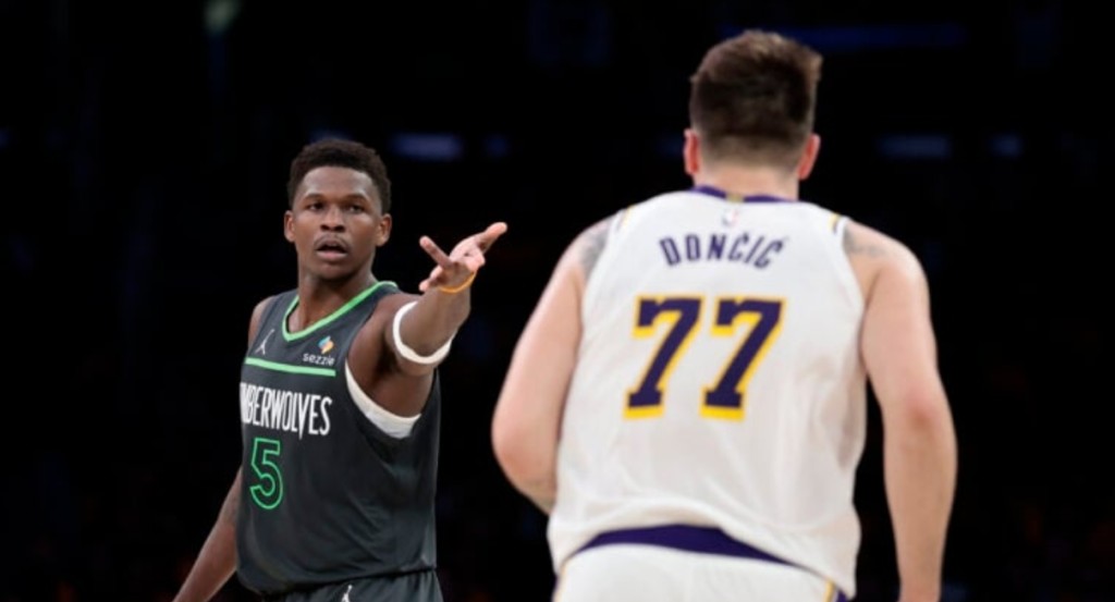 NBA / 場均19+5+3,當年愛德華沒拿到最佳新秀,如今已朝著兩個方向而去!-黑特籃球-NBA新聞影音圖片分享社區
