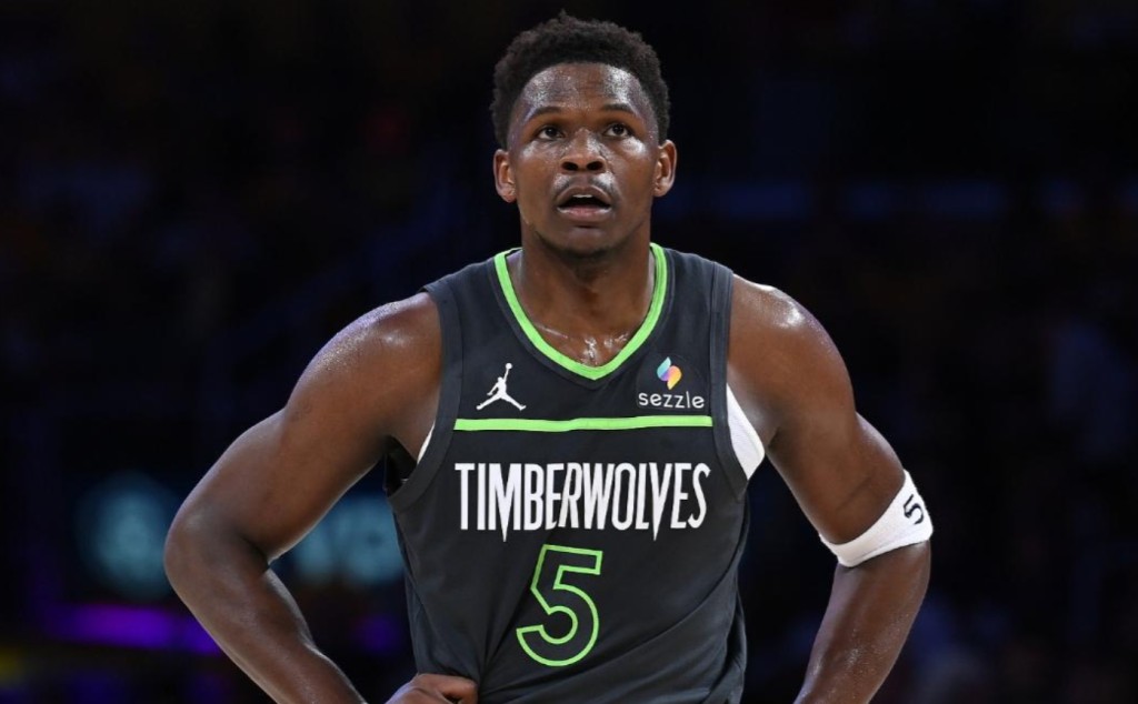 NBA / 場均19+5+3,當年愛德華沒拿到最佳新秀,如今已朝著兩個方向而去!-黑特籃球-NBA新聞影音圖片分享社區