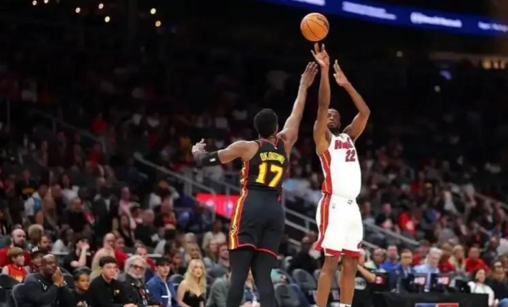 NBA / 季後賽命中率35%,勇士交易他太明智,巴特勒確實比他強太多了!-黑特籃球-NBA新聞影音圖片分享社區