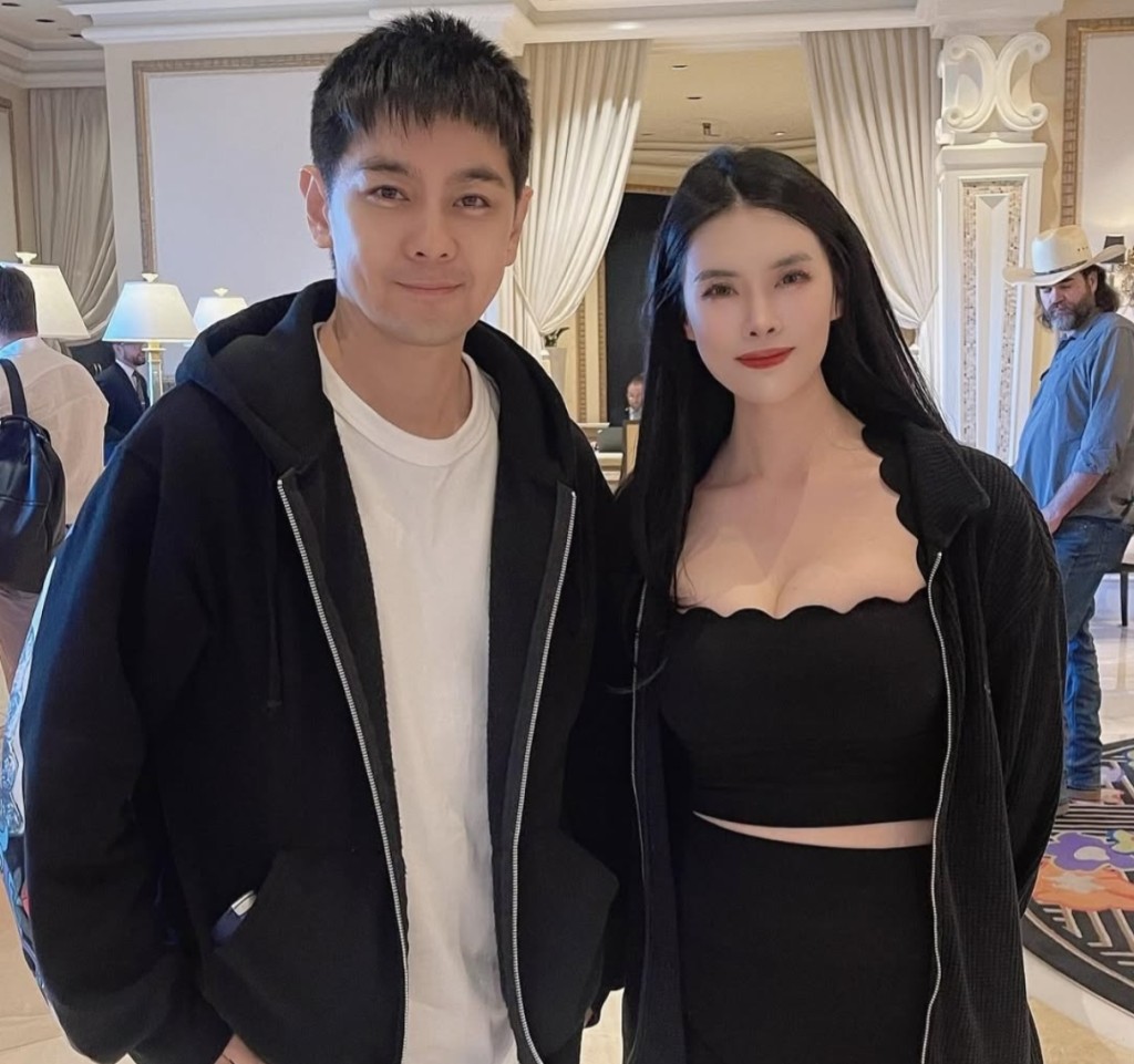 巴特勒親密合影曝光!與美女牌手乘私人飛機出遊,未來兩年賺1.1億!-黑特籃球-NBA新聞影音圖片分享社區