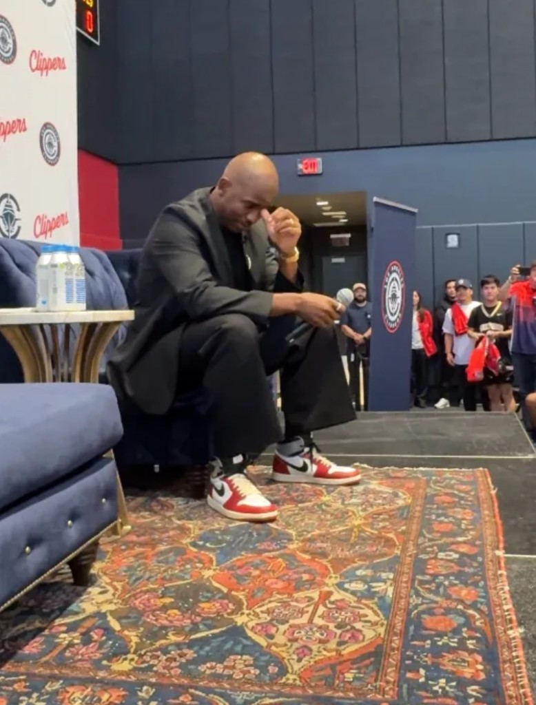 希望「3號」球衣能被退役!保羅正式亮相快艇,解釋與哈登關係:我們之間還有未完成的任務!-黑特籃球-NBA新聞影音圖片分享社區