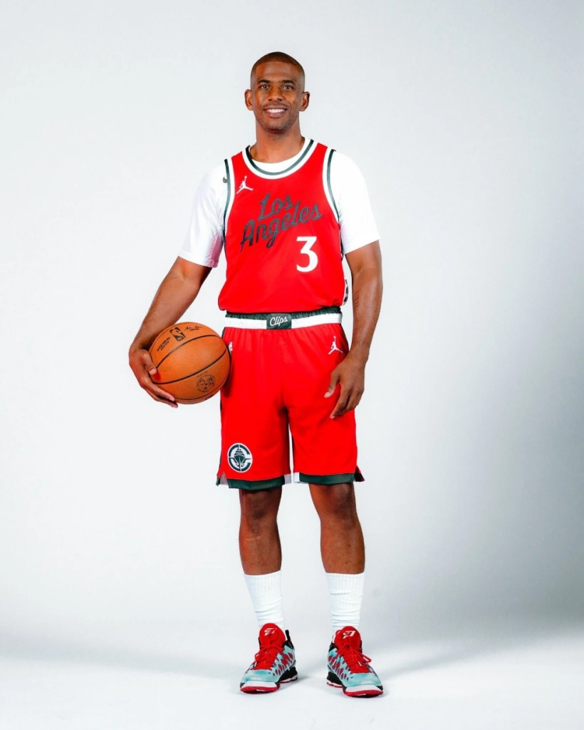 希望「3號」球衣能被退役!保羅正式亮相快艇,解釋與哈登關係:我們之間還有未完成的任務!-黑特籃球-NBA新聞影音圖片分享社區