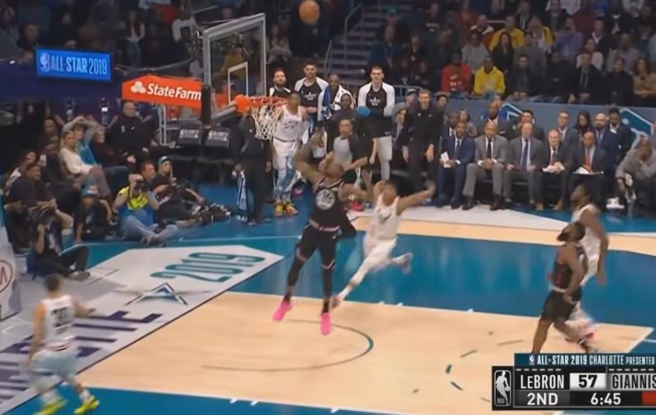 Curry助飛字母哥，這才是灌籃大賽的正確打開方式！